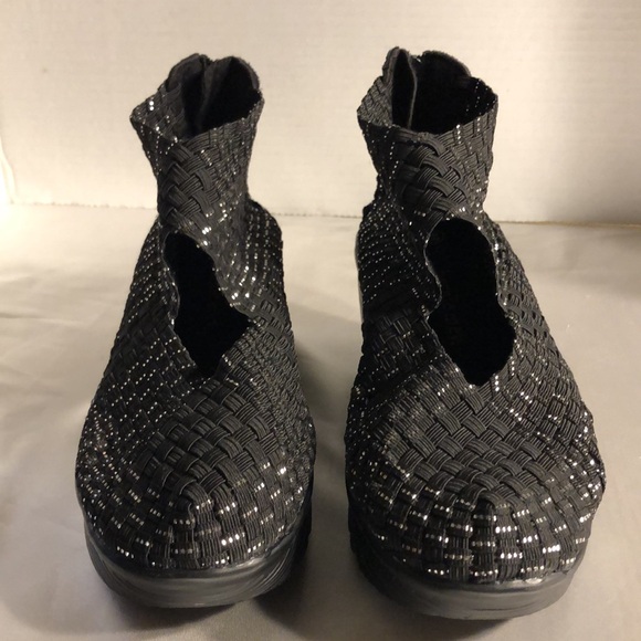Bernie Mev Wedge Sandals Size 38 Black and Silver Woven Shoe Womens - Picture 2 of 13